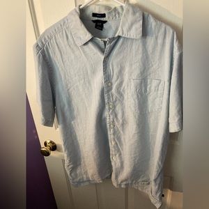 Men’s Gap Linen blend camp style button down short sleeve shirt. Size: L
